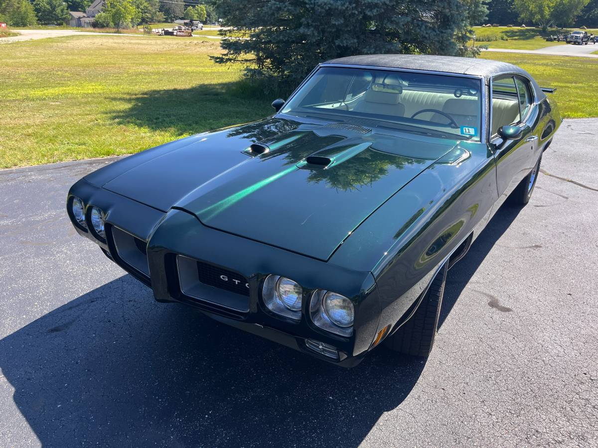 Pontiac-Gto-1970-green