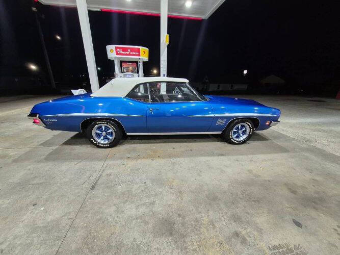 Pontiac-Lemans-1971-BlueWhite-Top