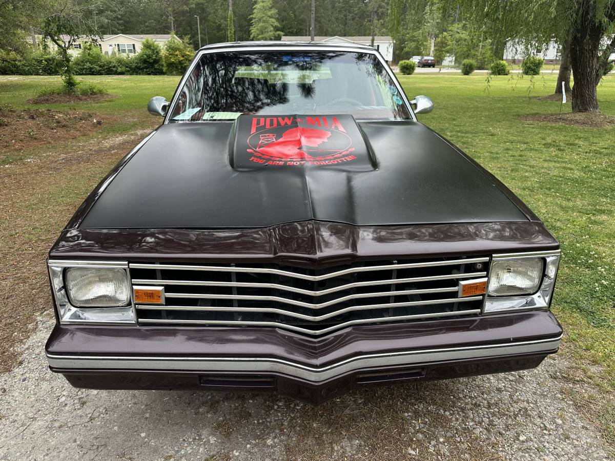 Pontiac-Lemans-1978-custom