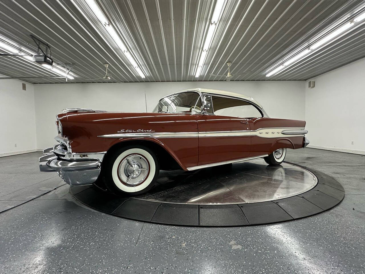 Pontiac-Star-chief-1957-Tan-Brown