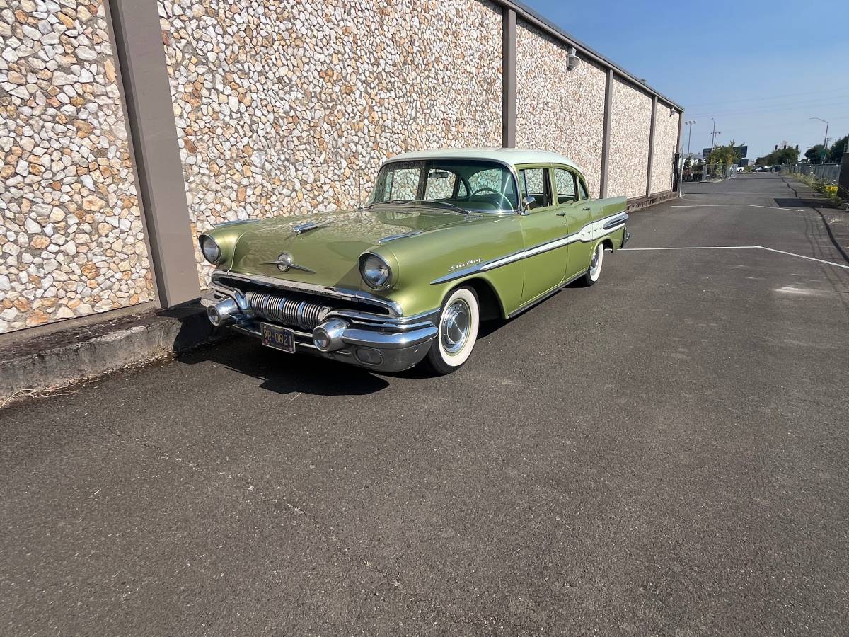 Pontiac-Starchief-1957-green