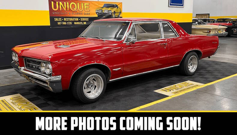 Pontiac-Tempest-1964-Red