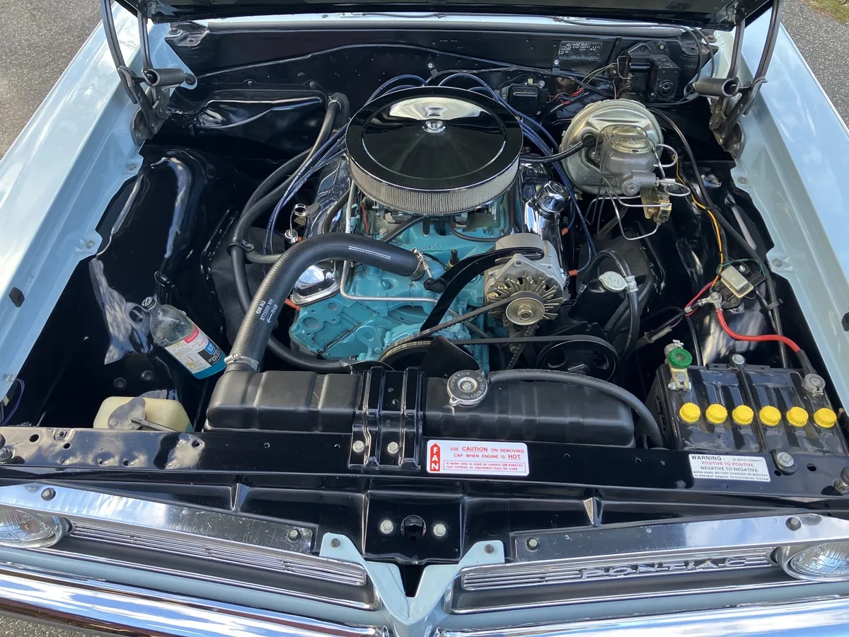 Pontiac-Tempest-1964-Skyline-Blue-Blue