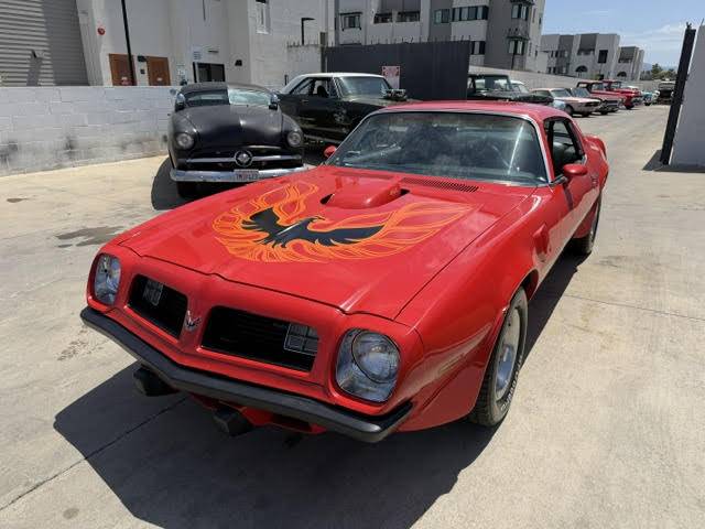 Pontiac-Trans-am-1975-red
