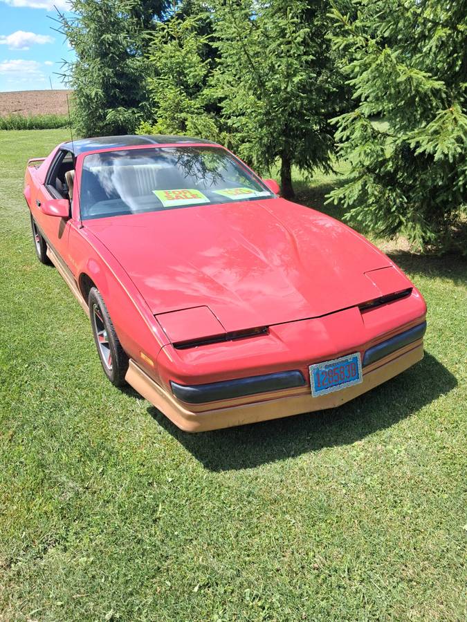 Pontiac-Trans-am-1984-red