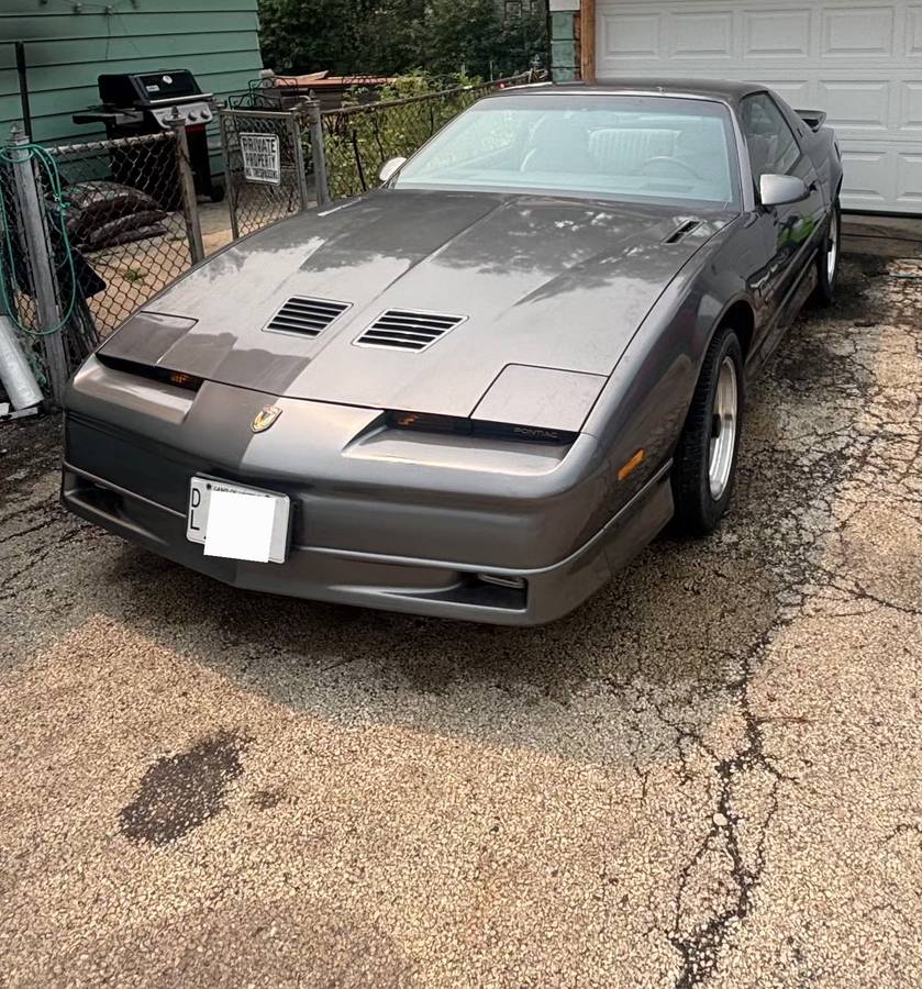 Pontiac-Trans-am-gt-1989-silver