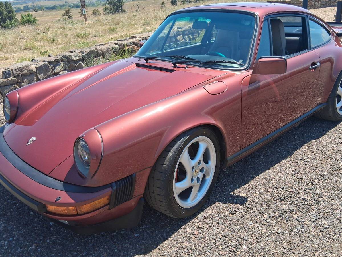 Porsche-911-carrera-1986