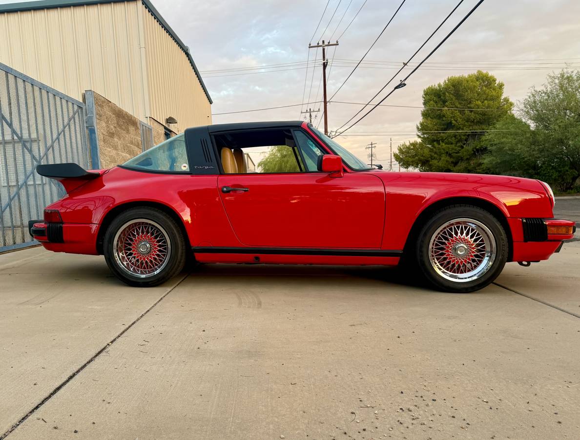 Porsche-911-carrera-targa-1987-red