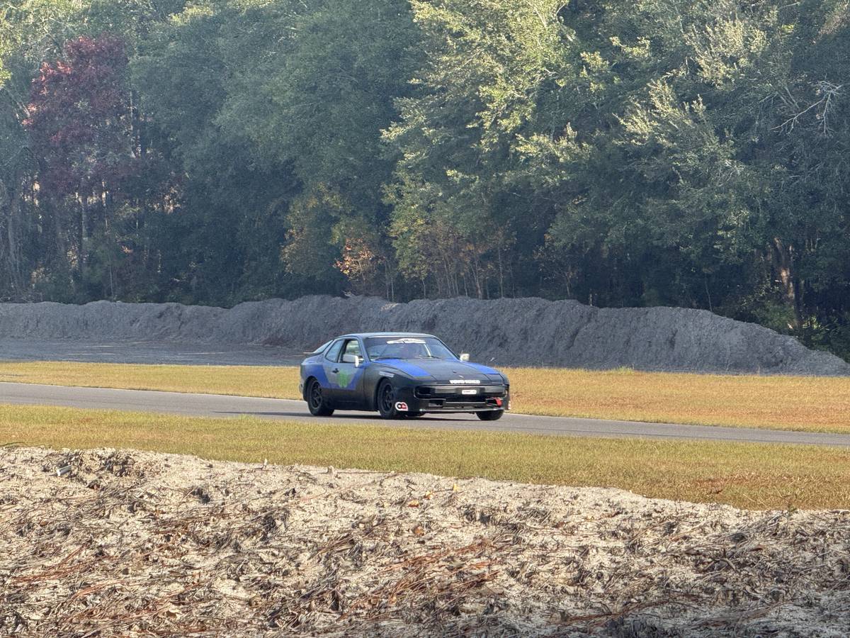 Porsche-944-1985-silver