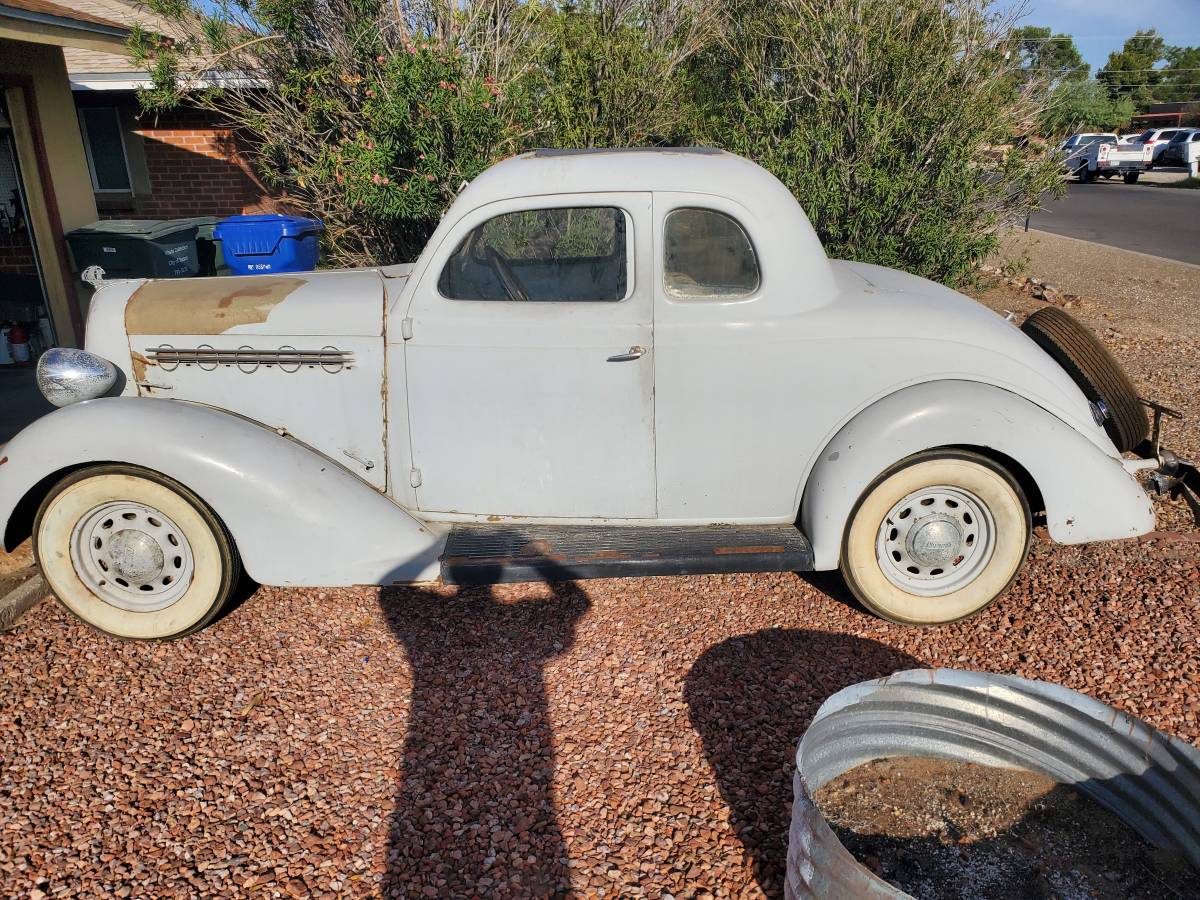 Pplymouth-pj-coupe-1935-grey