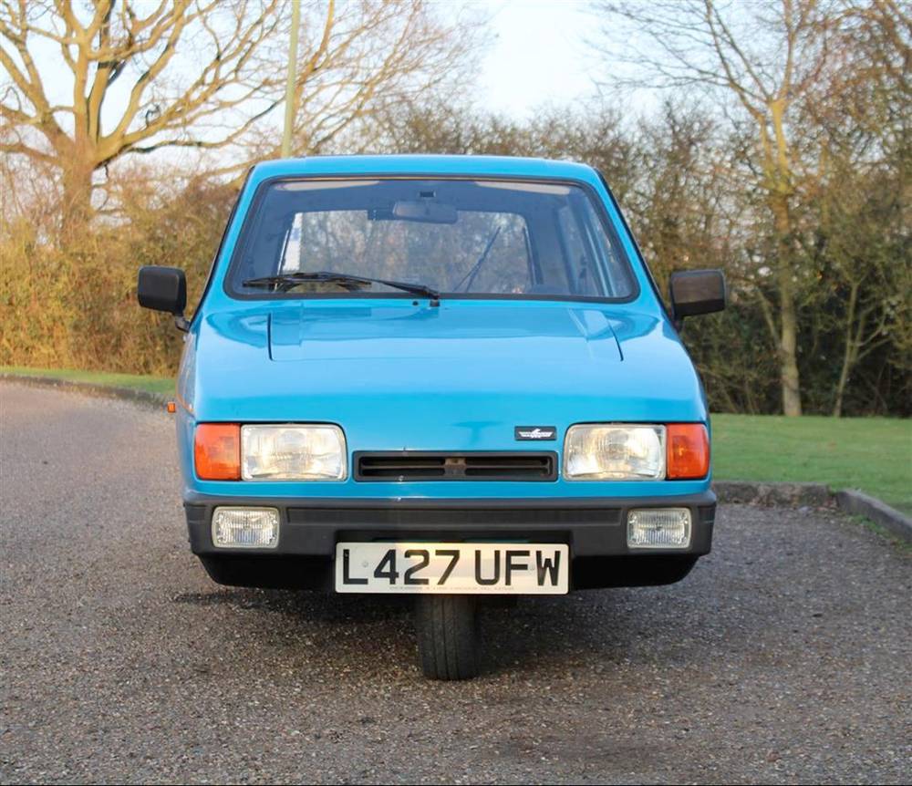 Reliant-robin-1993-blue