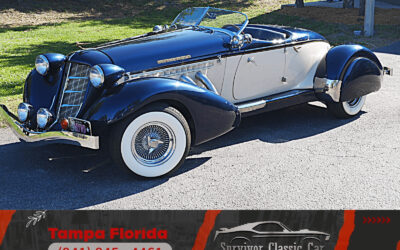 Replica/Kit Makes Auburn Boattail Speedster 1936