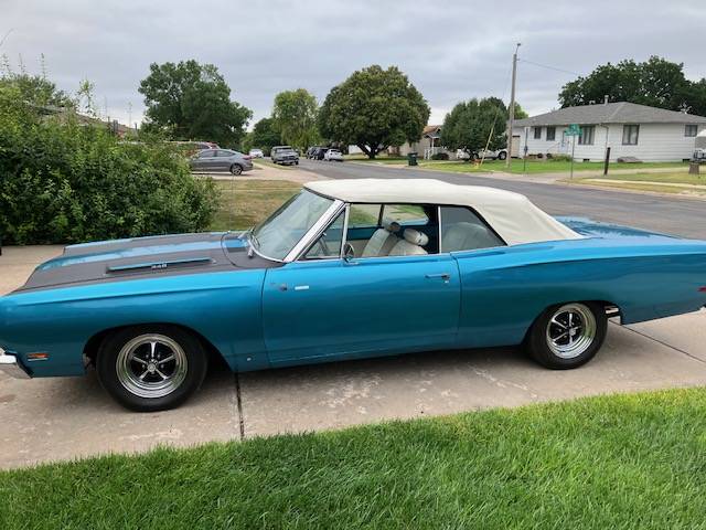 Roadrunner-1969-blue