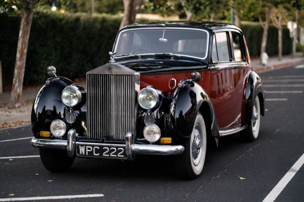 Rolls-Royce-Silver-Dawn-1954-Coupe-Maroon
