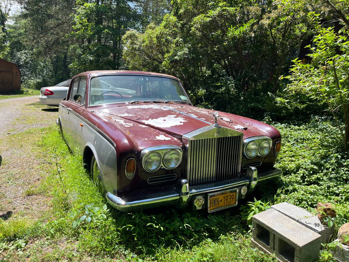 Rolls-royce-silver-shadow-1967-red