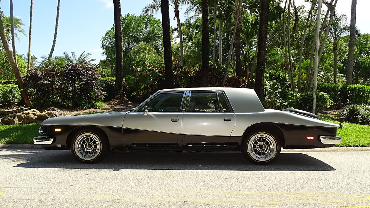 STUTZ-Victoria-1985-FOUR-DOOR-SEDAN-GREY