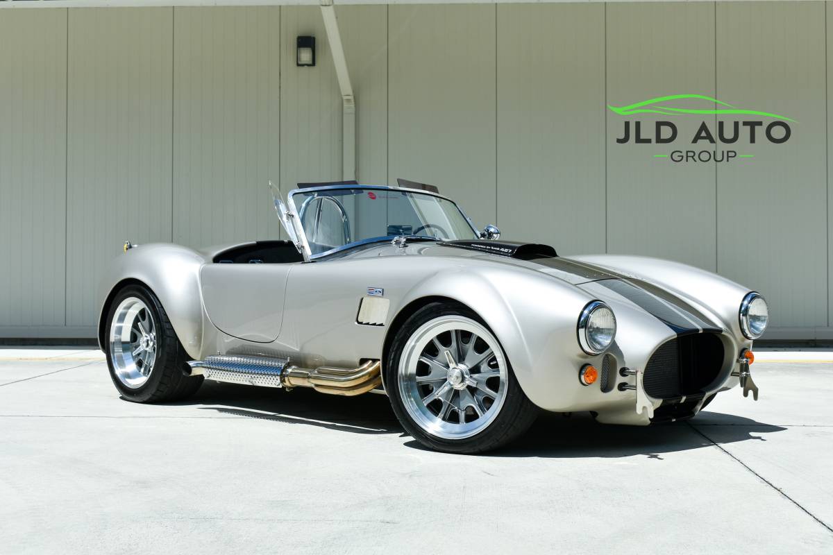 Shelby-Cobra-replica-1965