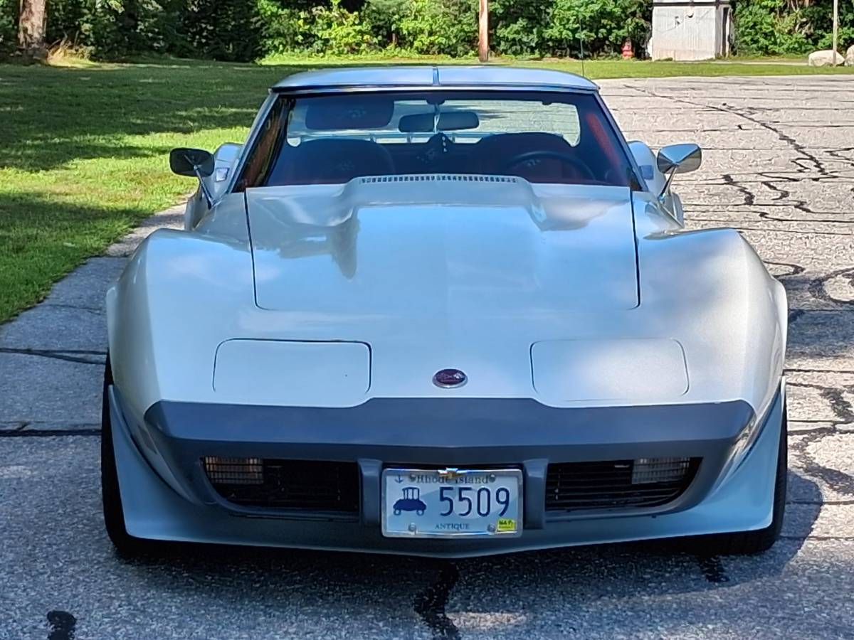 Stingray-l48-1976-white