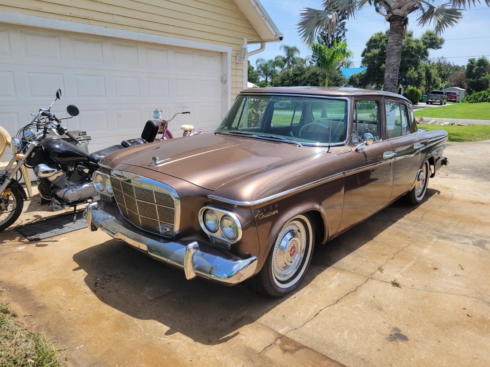 Studebaker-1962-Sedan-Brown