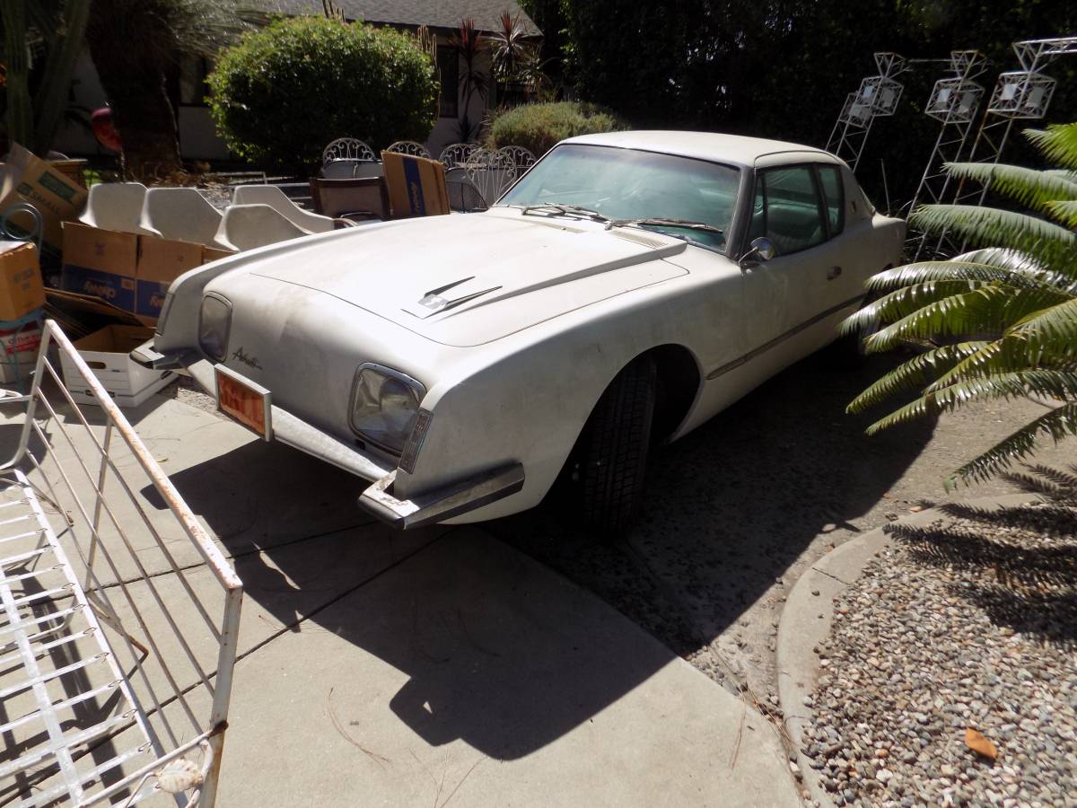 Studebaker-Avanti-1963-custom Studebaker-Avanti-1963-custom