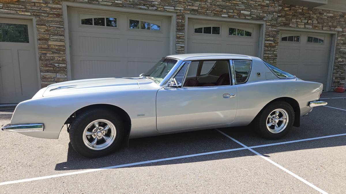 Studebaker-Avanti-r2-1963-silver