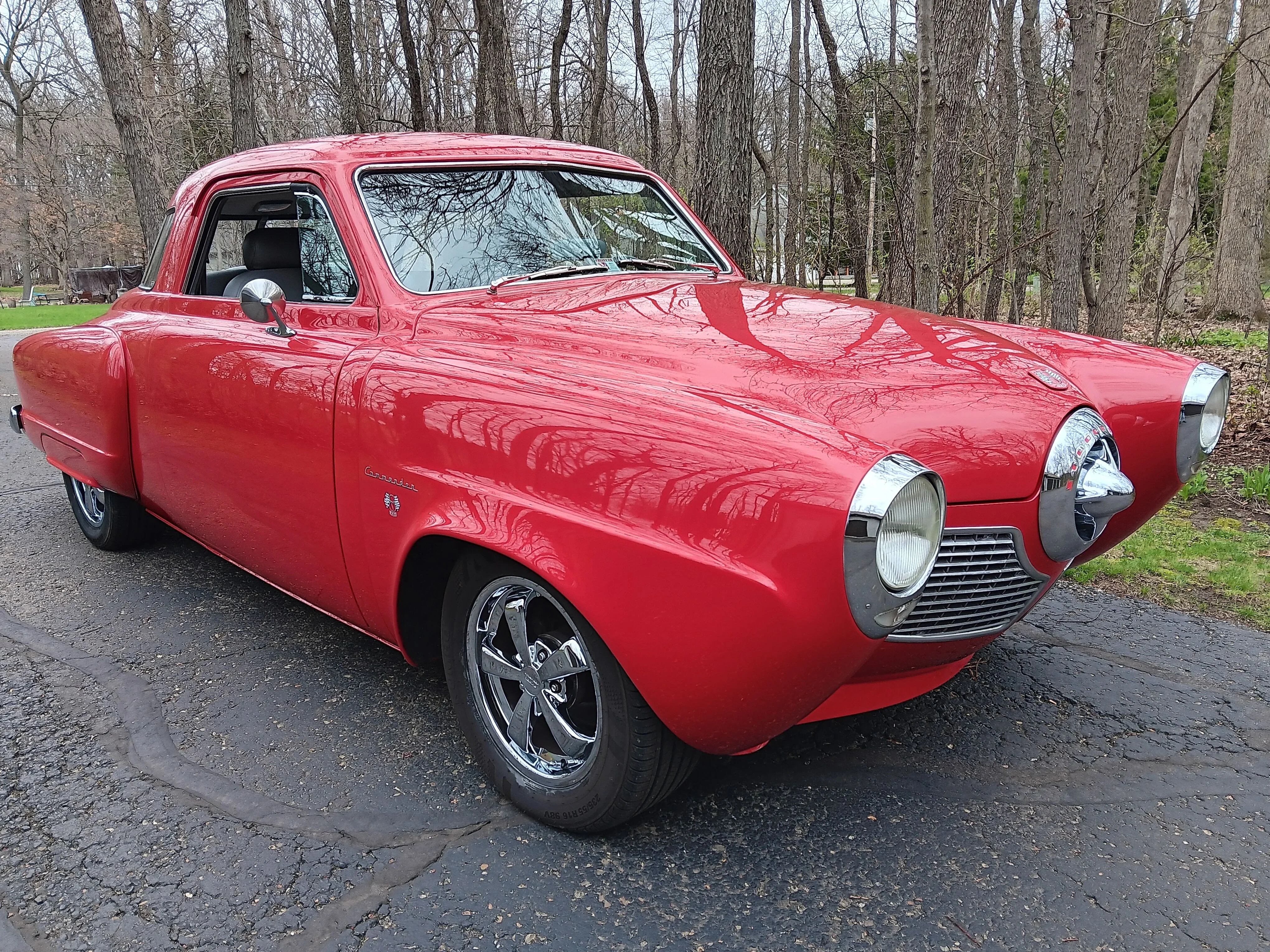 Studebaker-Commander-1948-Red-Gray