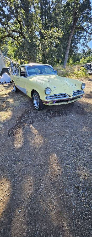 Studebaker-Commander-1954