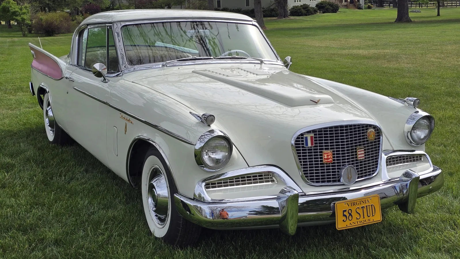 Studebaker-Golden-hawk-1958-White-Golden