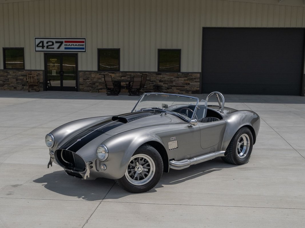 Superformance-1965-Black