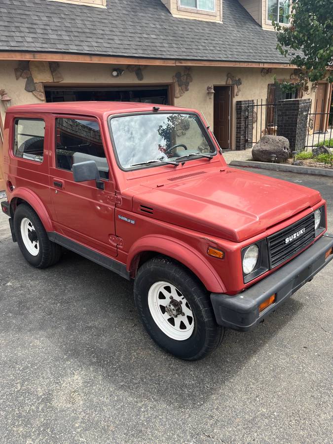 Suzuki-samurai-1987-red