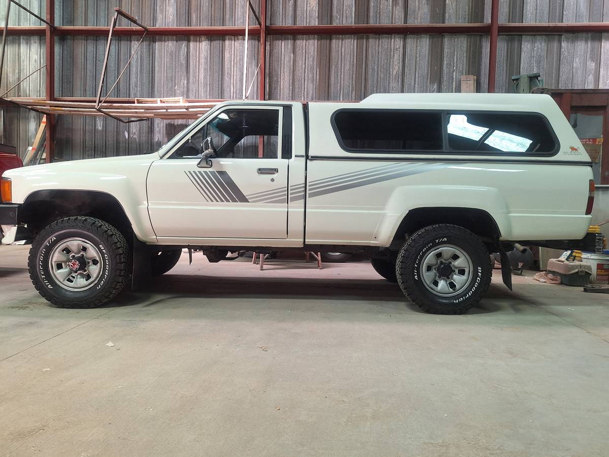 Toyota-1987-white