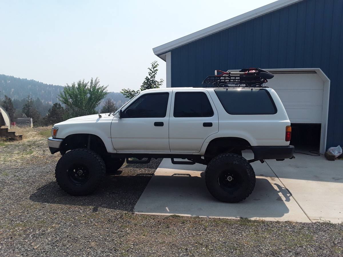 Toyota-4-runner-1992-white