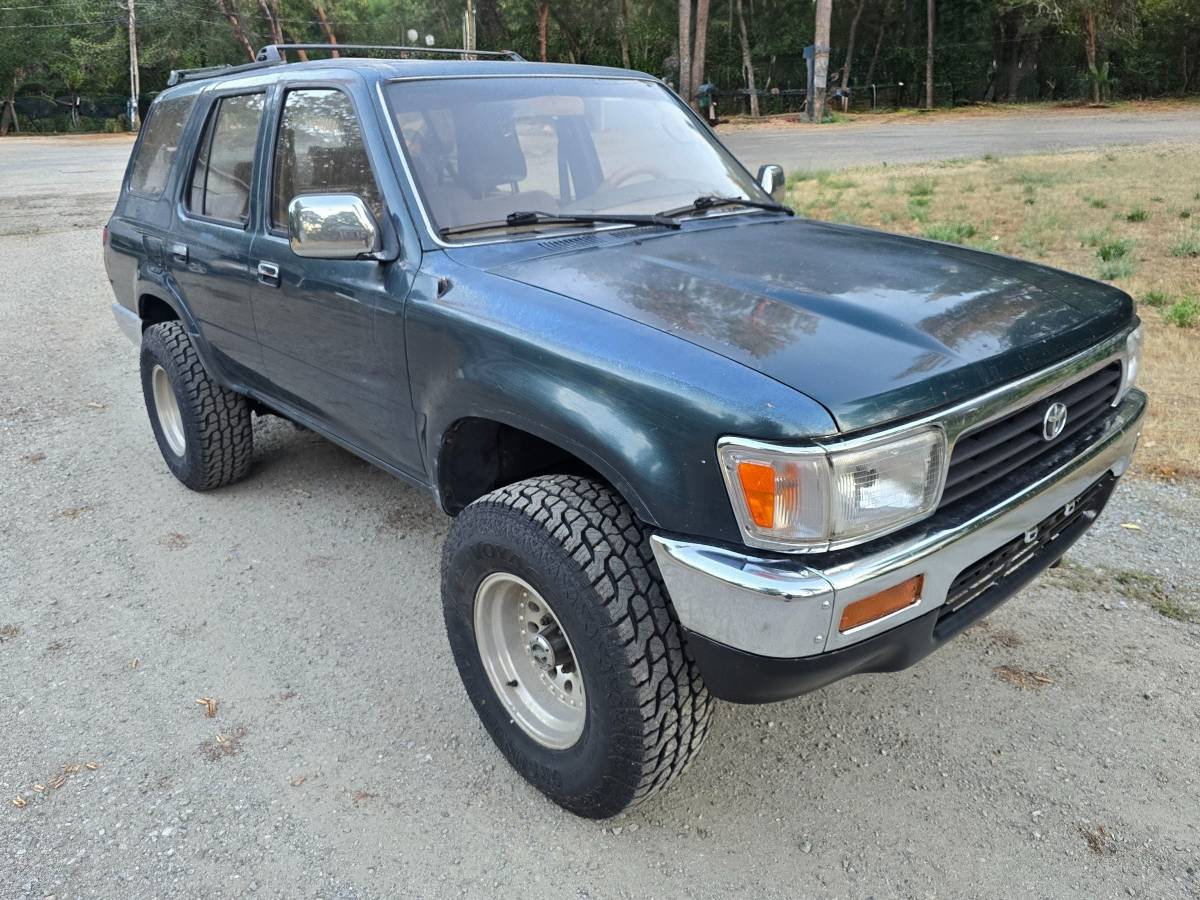 Toyota-4runner-1990