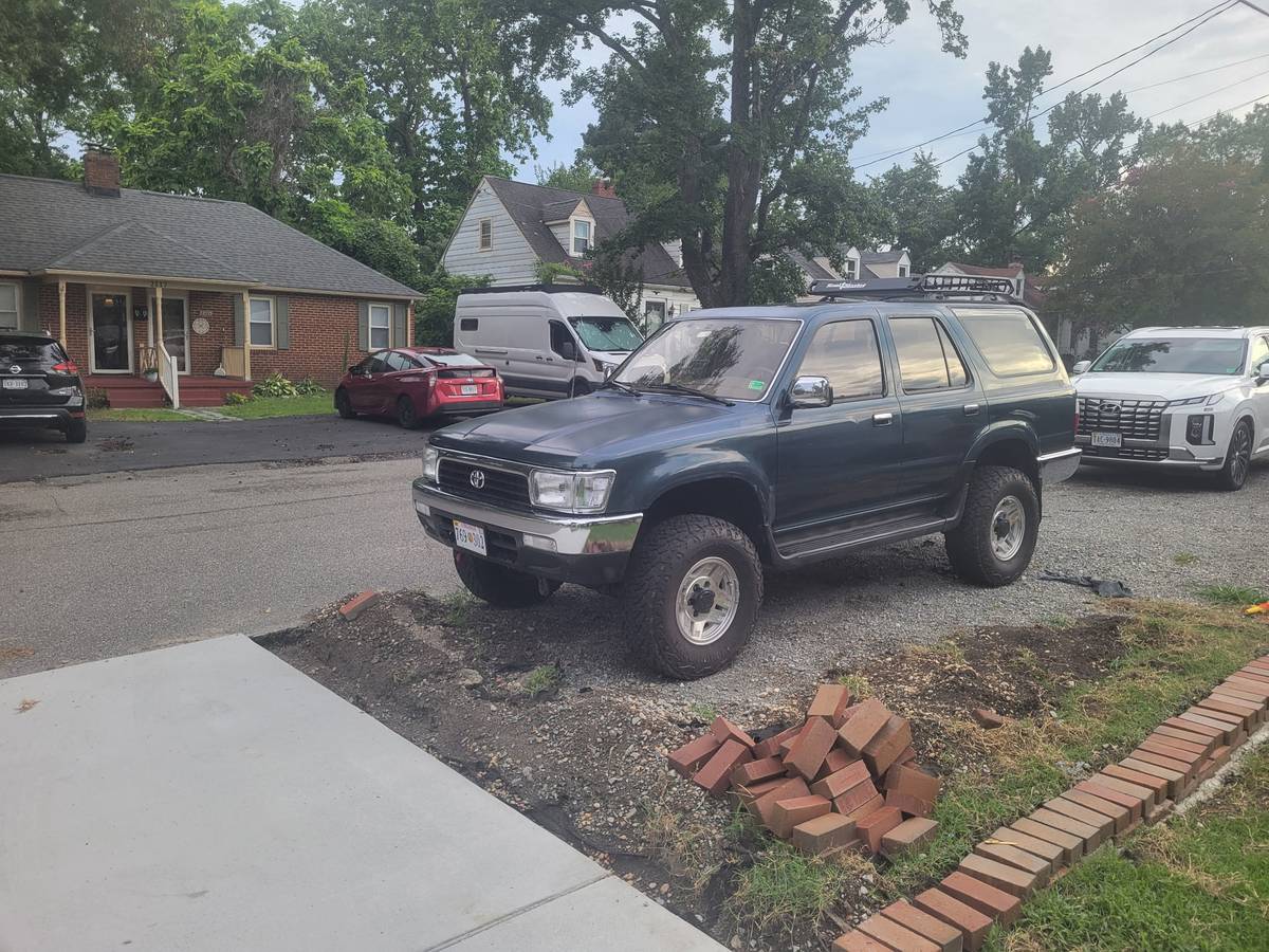 Toyota-4runner-1995-green