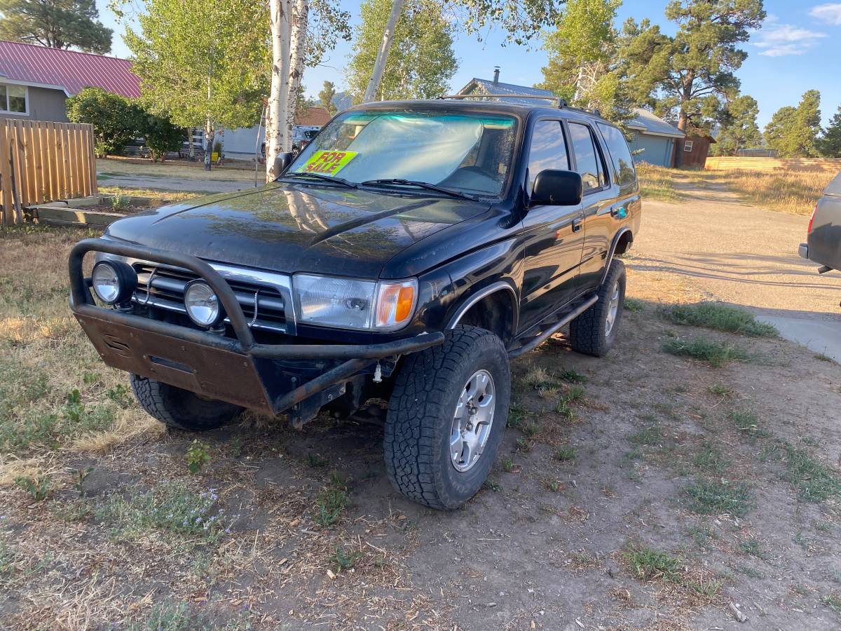 Toyota-4runner-sr5-4x4-1996-black