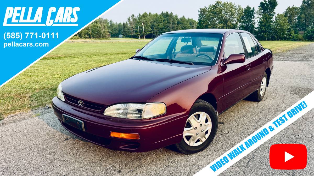 Toyota-Camry-1996-red