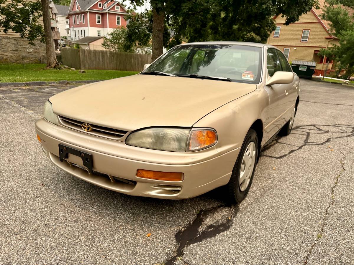Toyota-Camry-honda-nissan-acura-kia-hyundai-mazda-1996