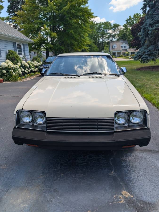 Toyota-Celica-gt-liftback-1979-white