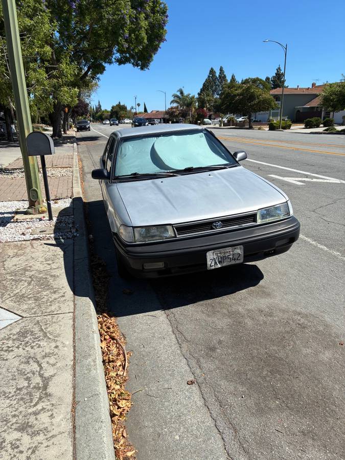 Toyota-Corolla-1991-blue