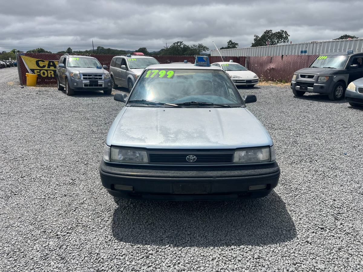 Toyota-Corolla-1991-blue