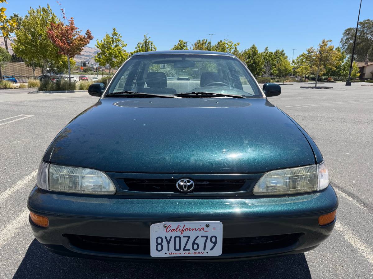 Toyota-Corolla-1996-green