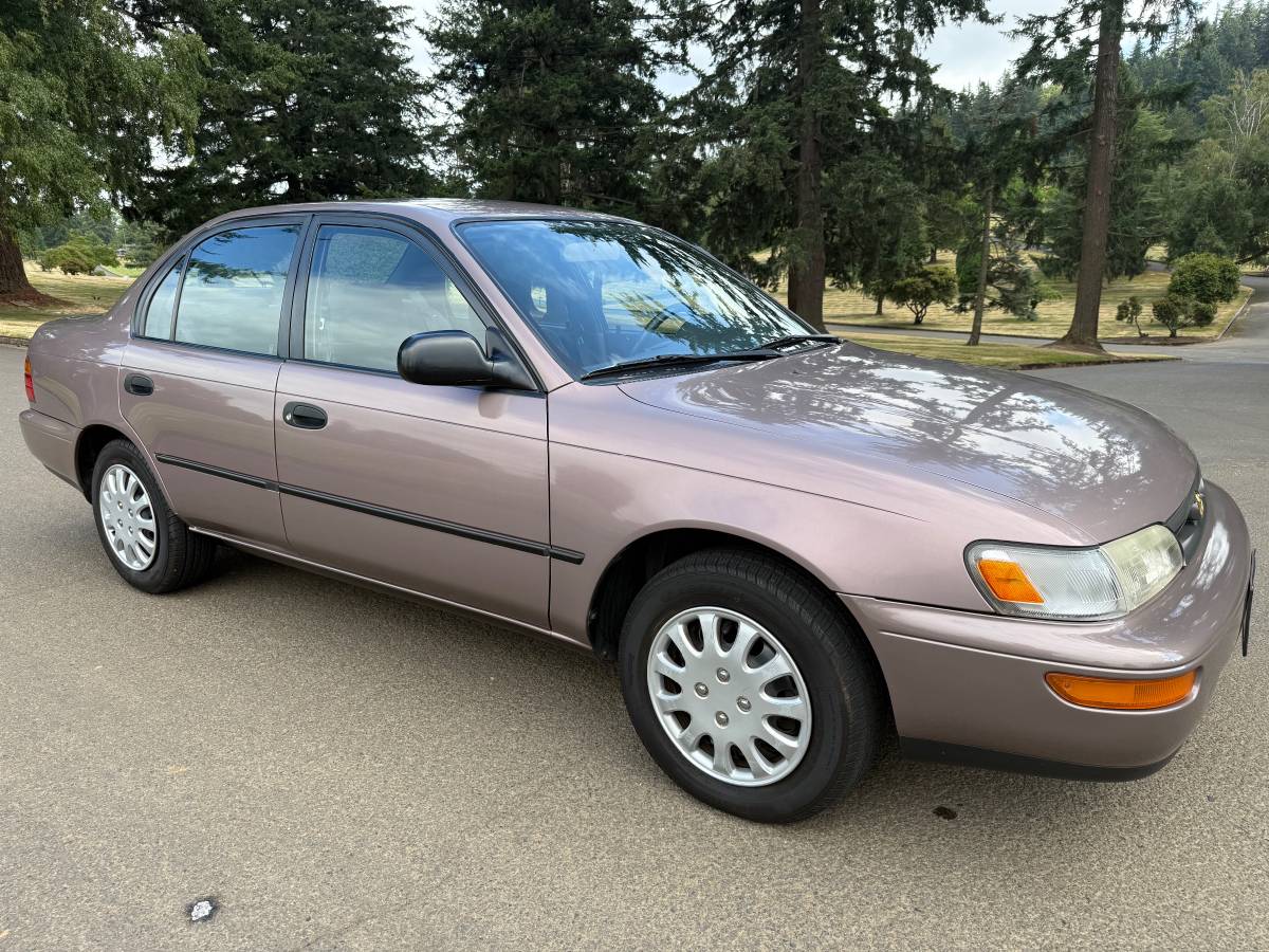 Toyota-Corolla-dx-1993