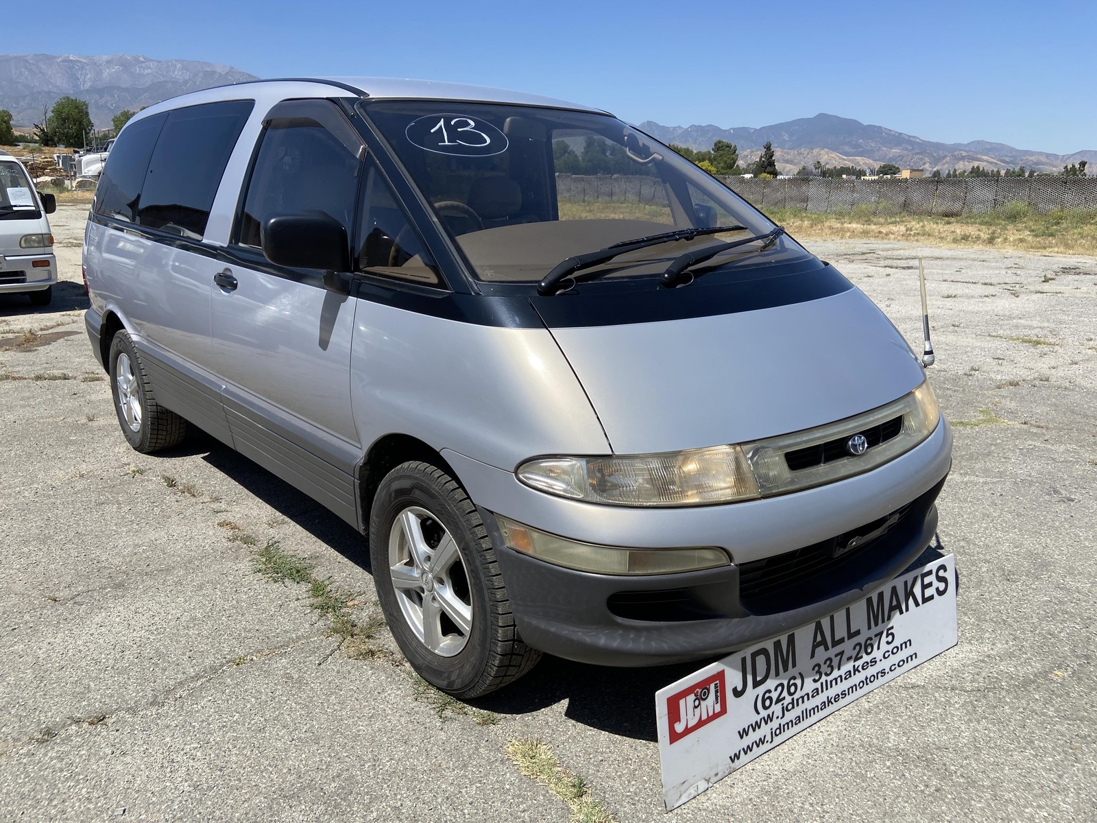 Toyota-Estima-1993-VAN-Grey