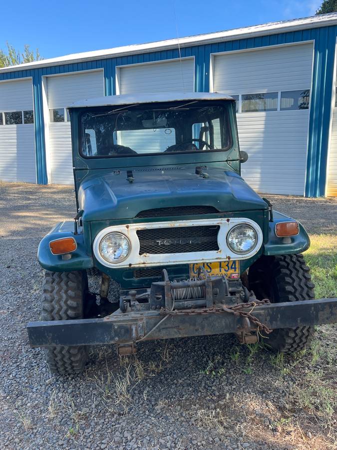 Toyota-Fj-cruiser-1974-green