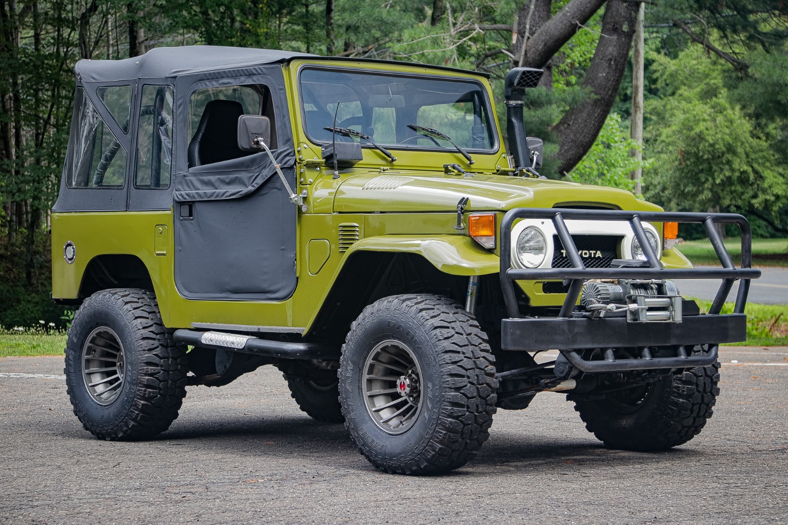 Toyota-Land-Cruiser-1976-SUV-Black