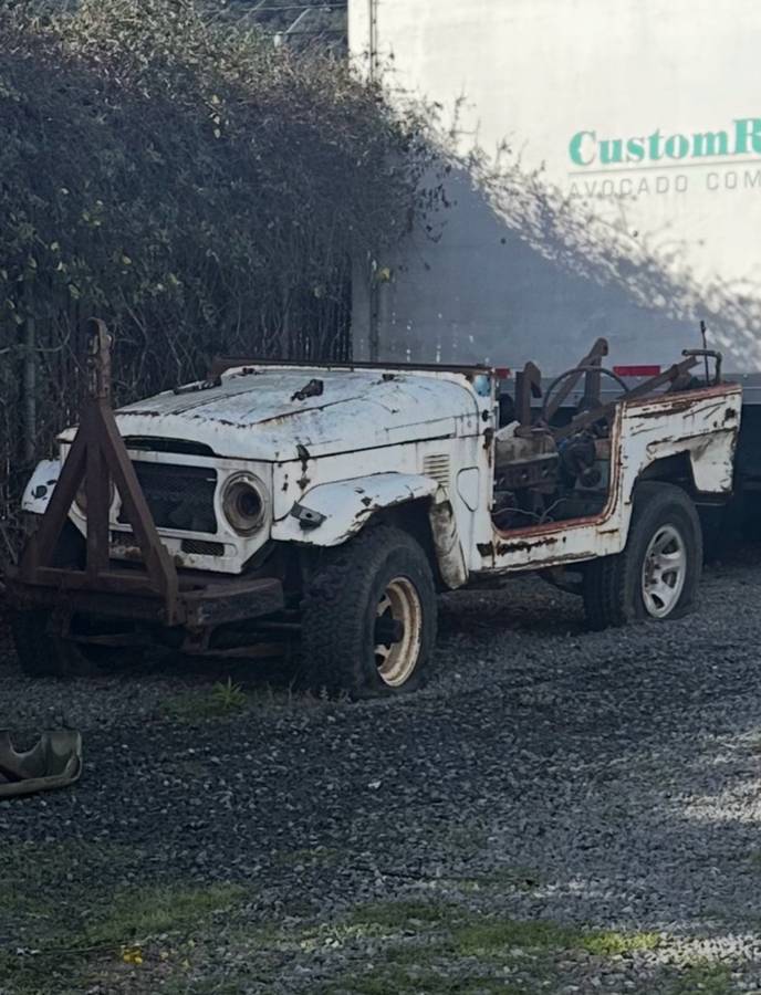 Toyota-Land-cruiser-fj40-1977