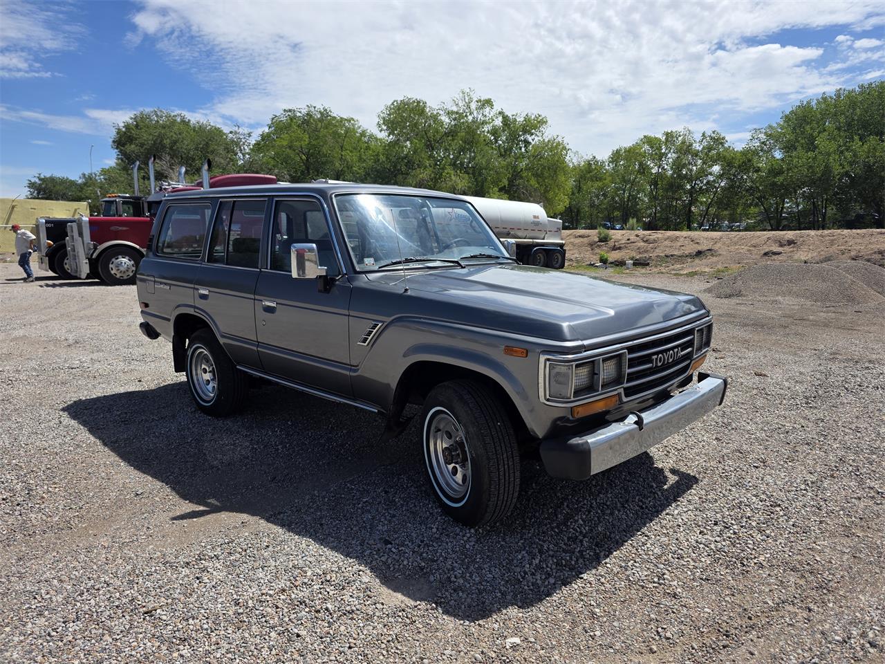 Toyota-Land-cruiser-fj62-1990-Grey-Grey