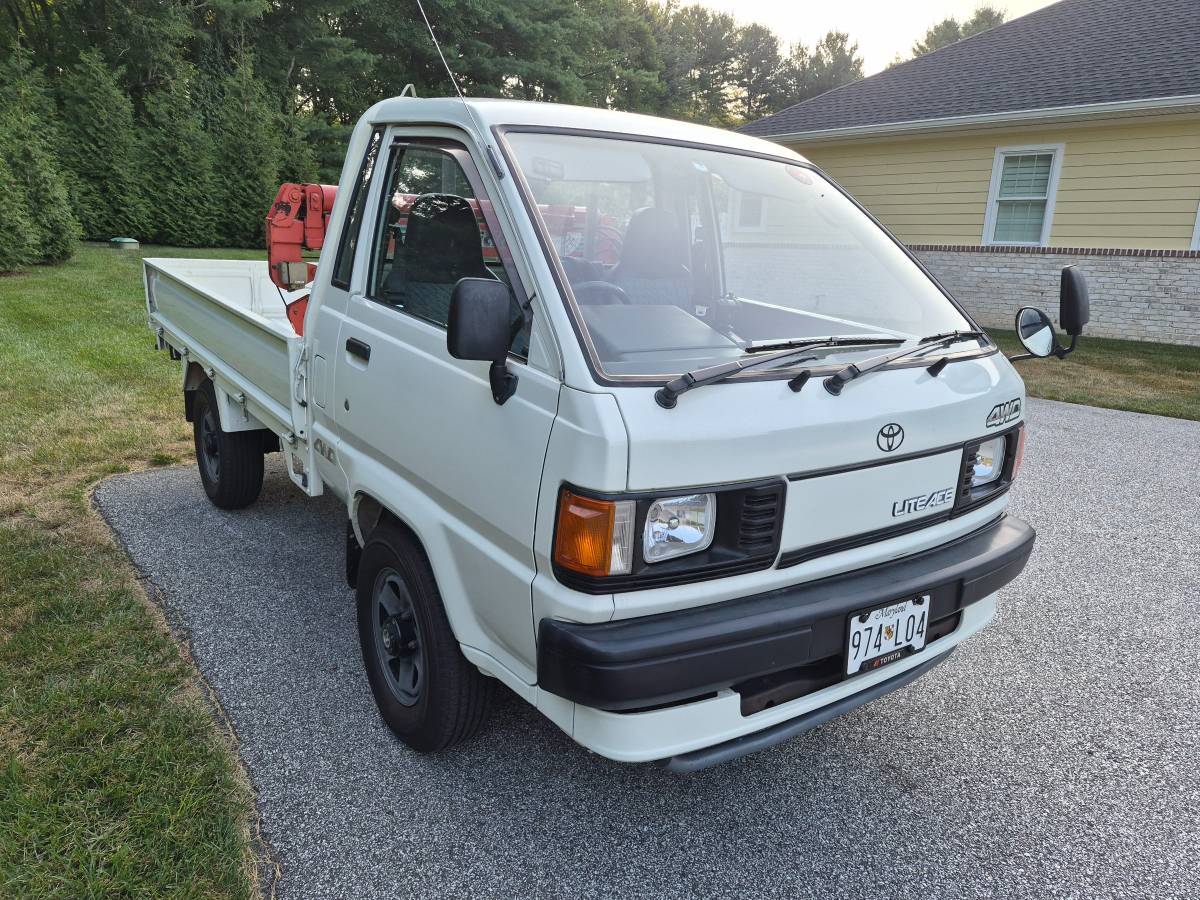 Toyota-Liteace-1994-white