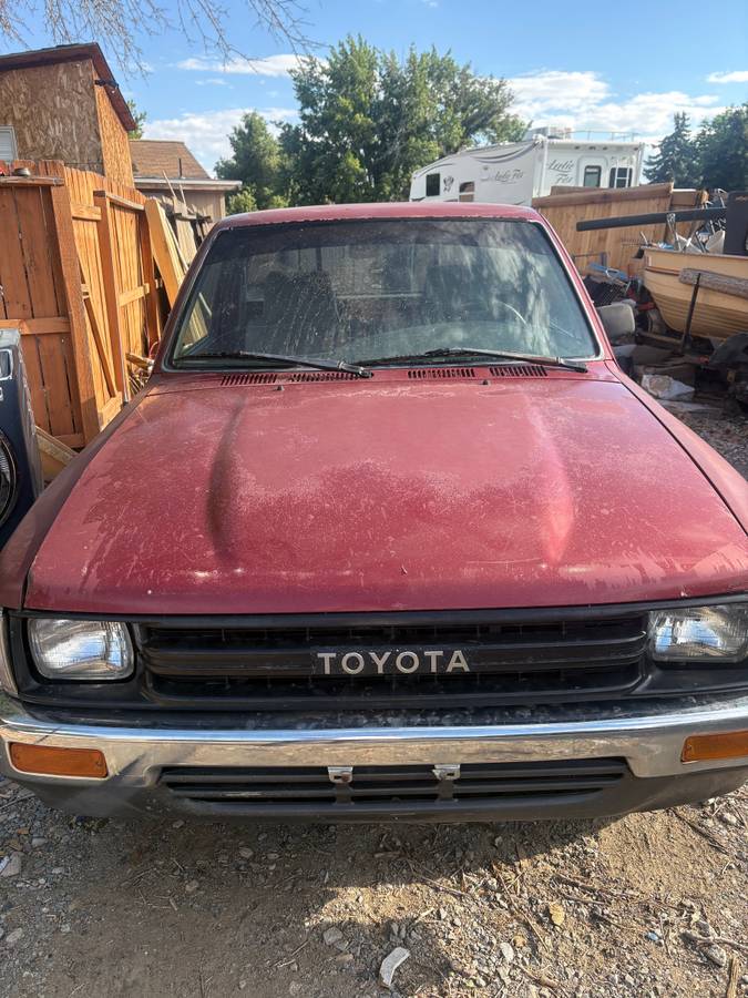 Toyota-Pickup-1993