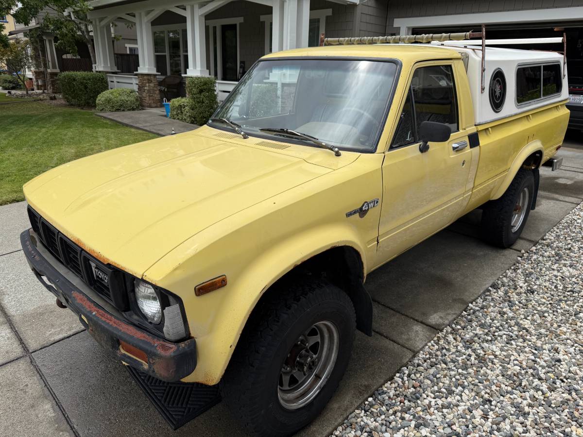 Toyota-Pickup-4x4-1980